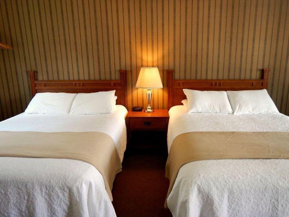Harwood Hill Motel Беннінґтон Екстер'єр фото